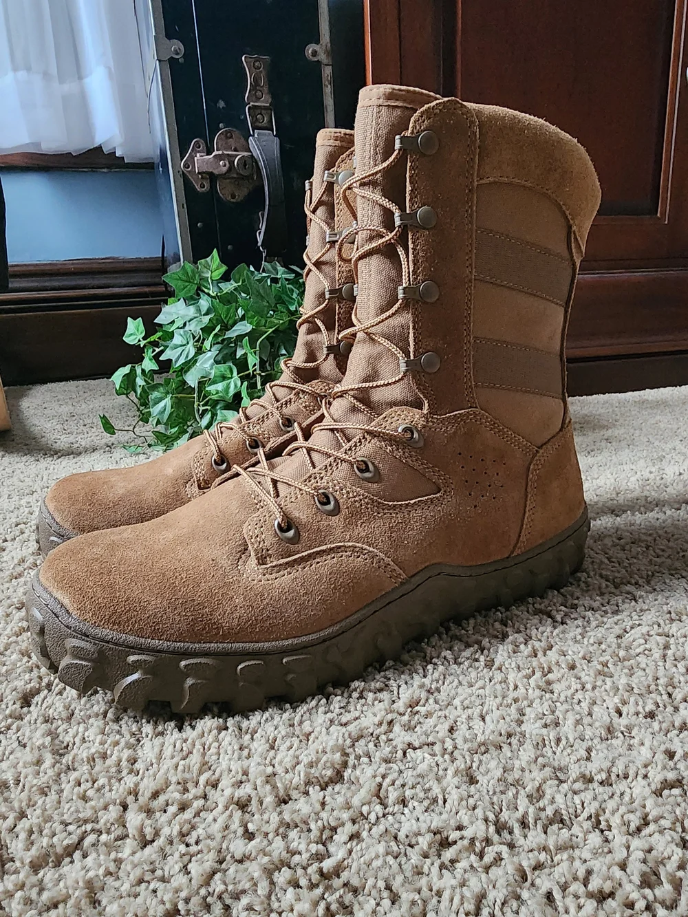 Rocky Men's S2V Leather Tactical Boots in Tan- DA PAM 670-1 Compliant